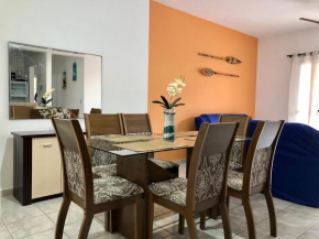 Apartamento na Toninhas c/ Ar Condicionado e Wi-Fi